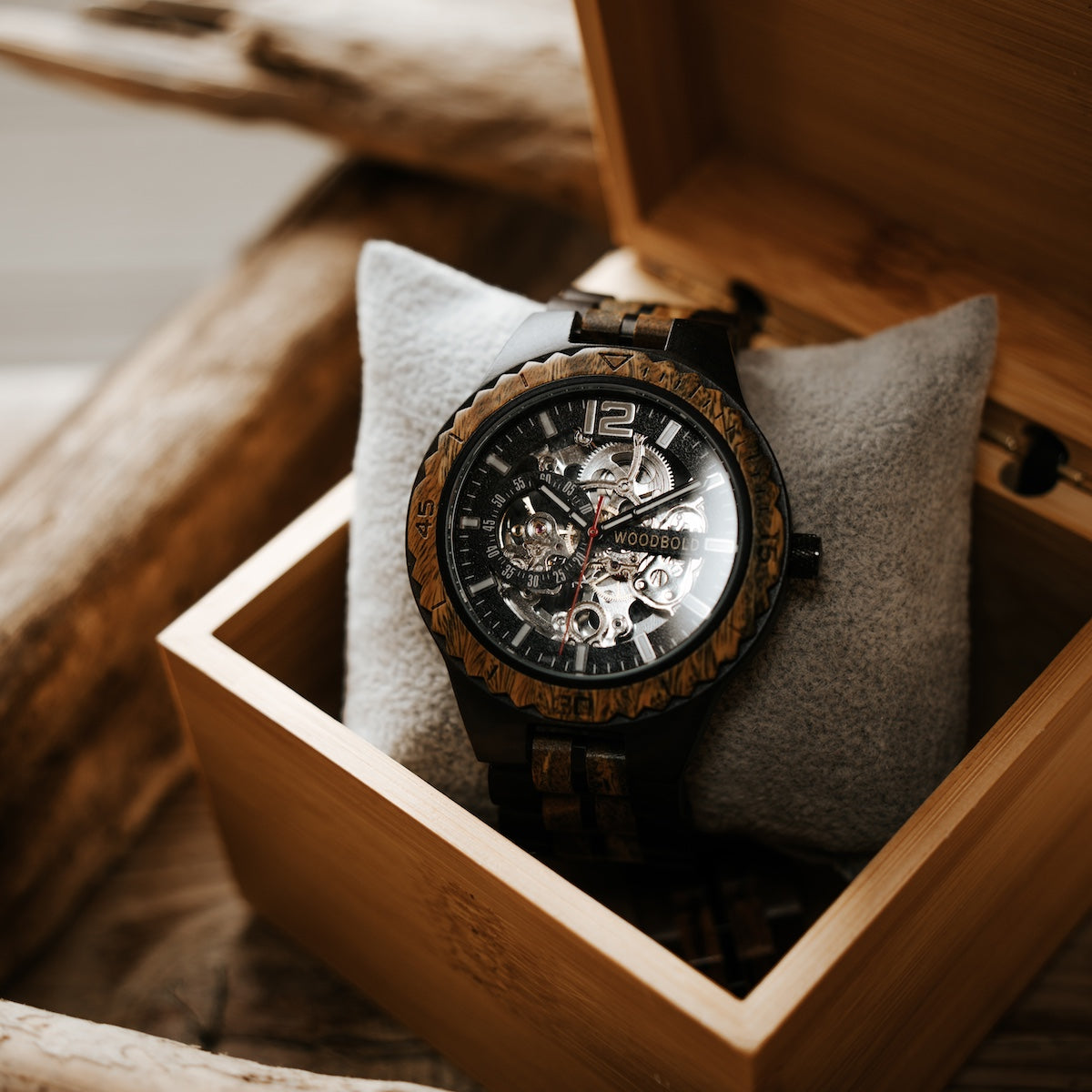 Holzuhr Clyde Automatik