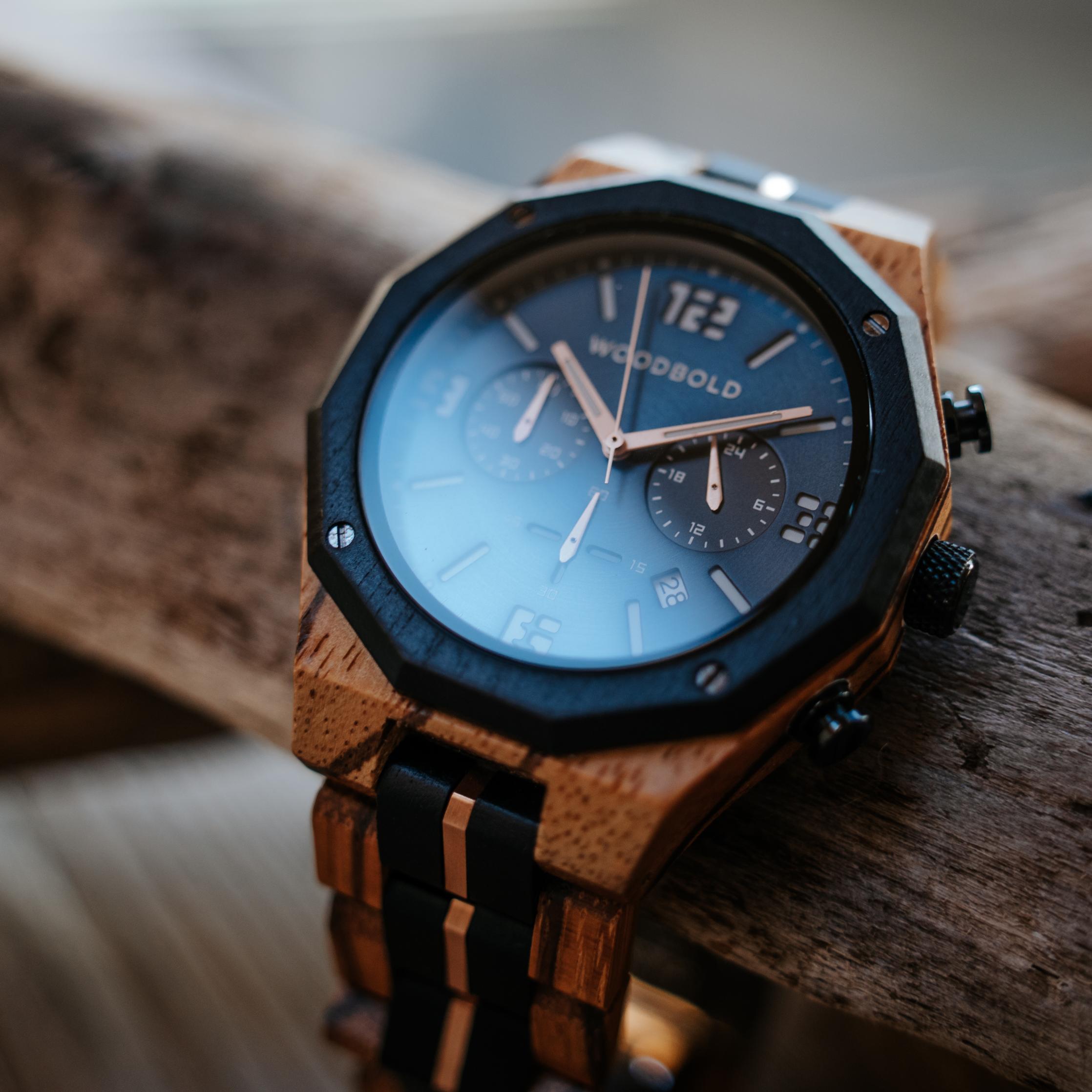 Monte Carlo wooden clock