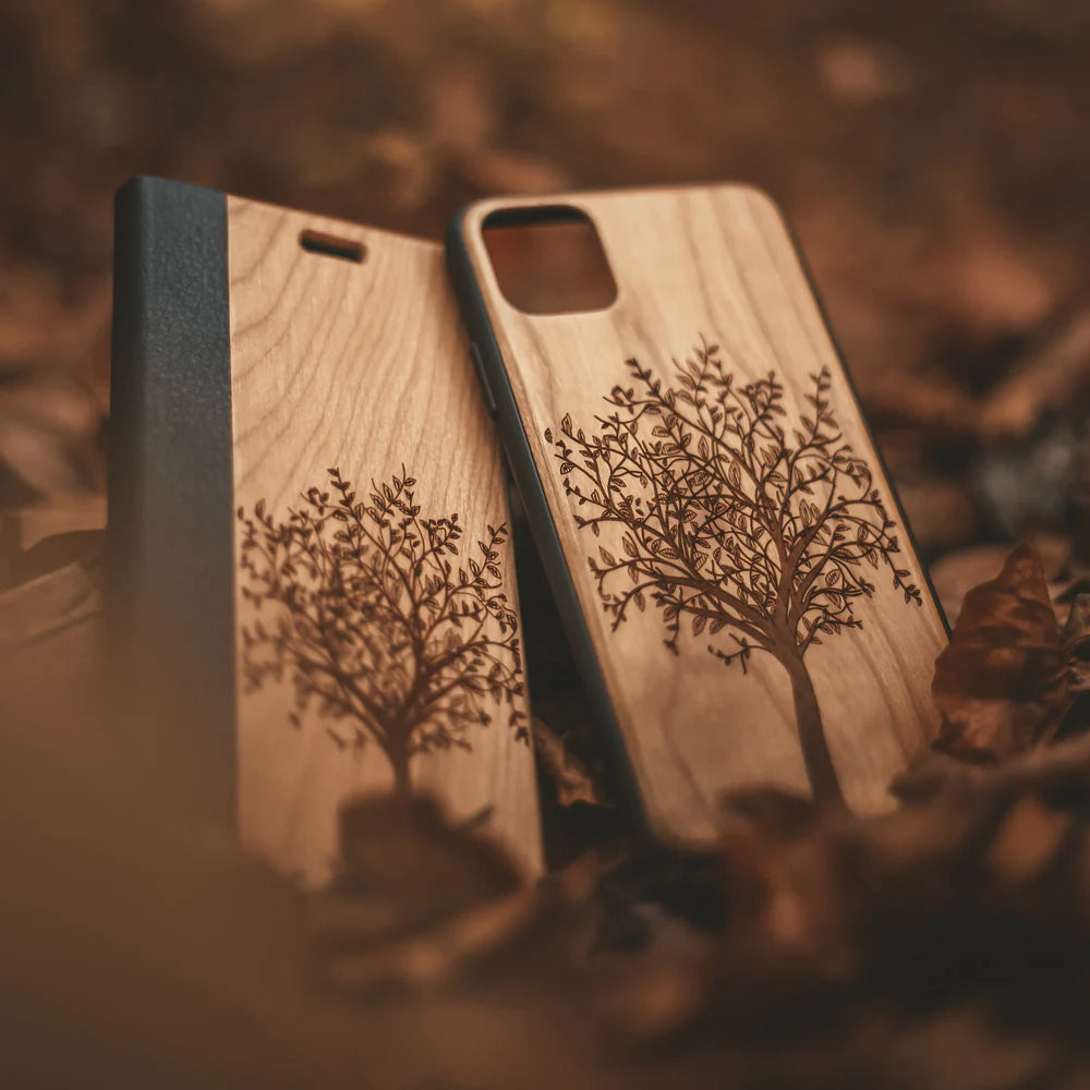 Cherry wood phone case for iPhone 15 Pro - Tree