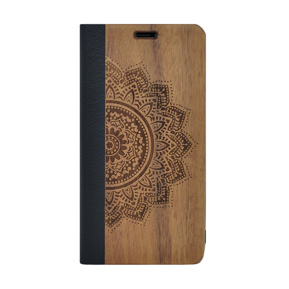 Nussholz Klapphülle iPhone 14 Pro Max - Mandala