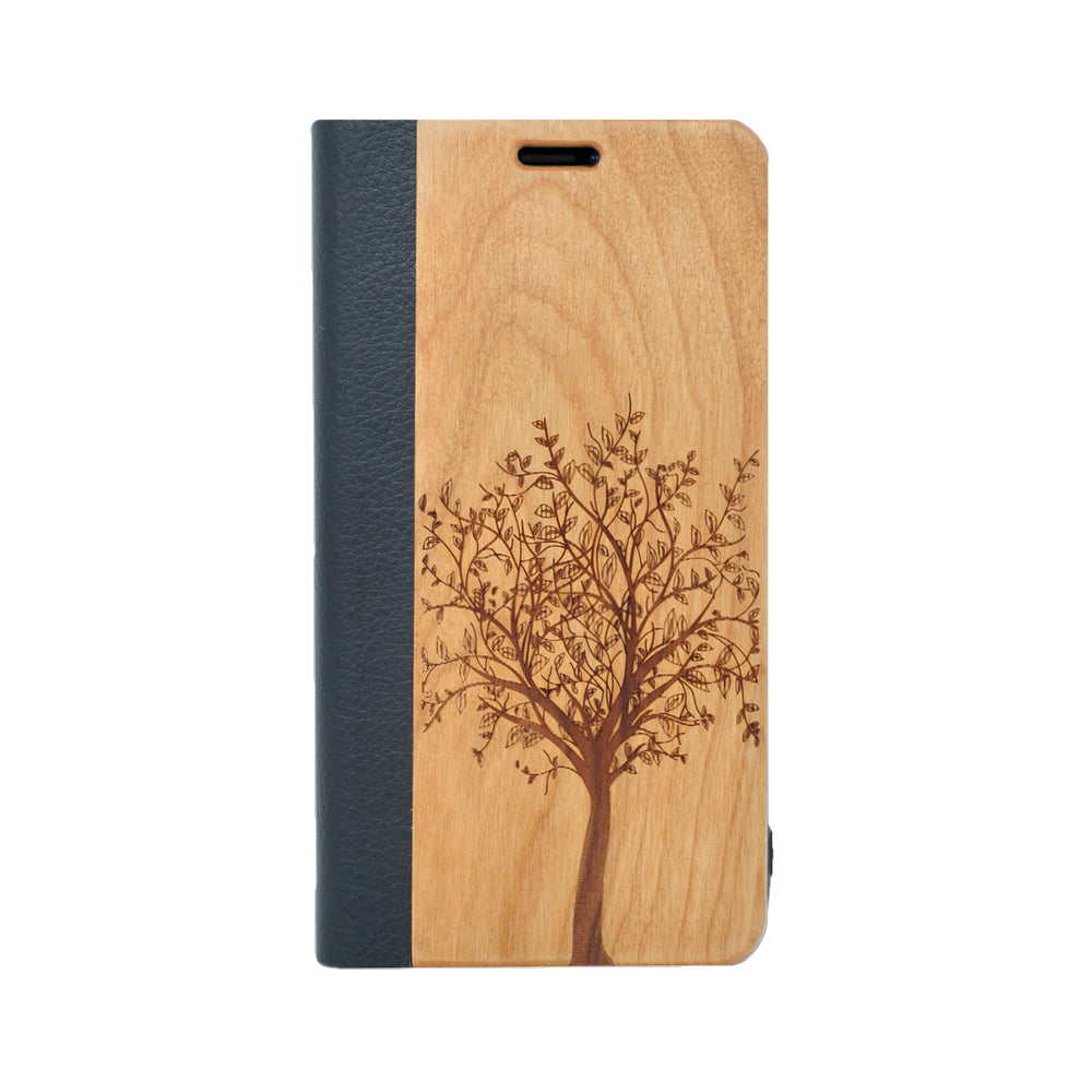 Kirschholz Klapphülle iPhone 15 - Baum