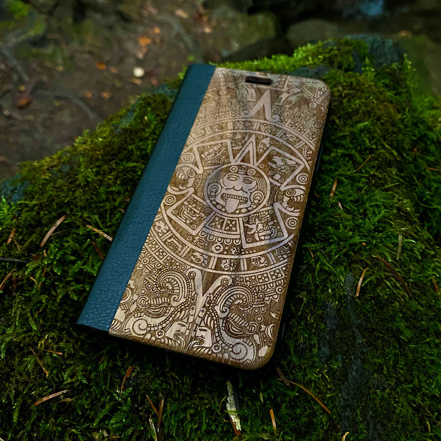 Nussholz Klapphülle Huawei P20 - Maya