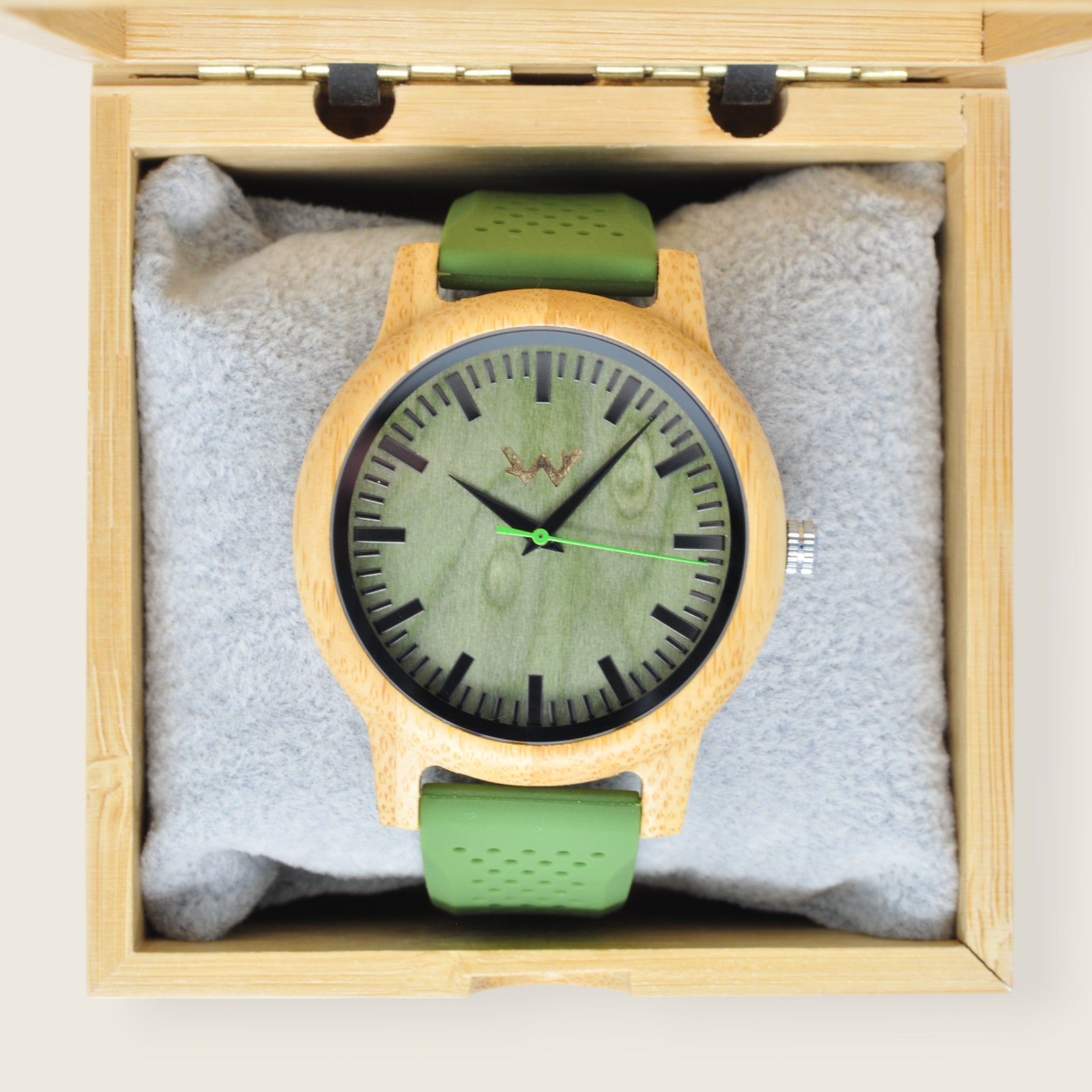 Holzuhr Olive