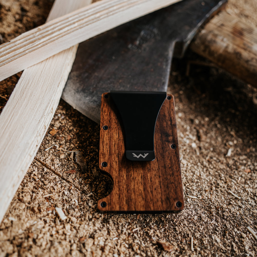 Cardholder Clip – Nuss Holz